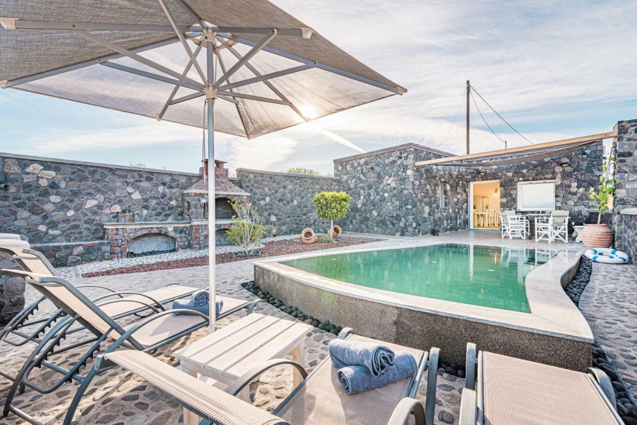 Klimata House - Private Jacuzzi Pool & Bbq Villa ヴリハーダ エクステリア 写真